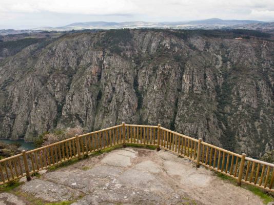 catamaran-ribeira-sacra-mirador-madrid